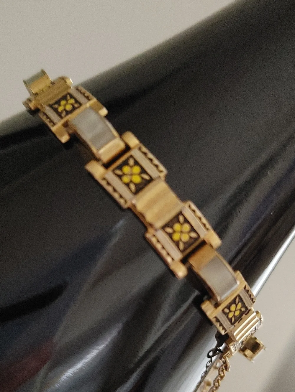 Gold-Tone Yellow Flower Link Bracelet - Women Jewelry